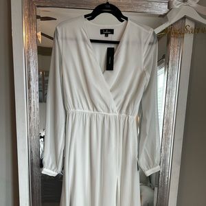 Lulus Wonderous Water Lilies Maxi Dress. Size S